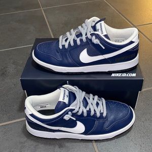 Nike custom Dallas Cowboy shoes